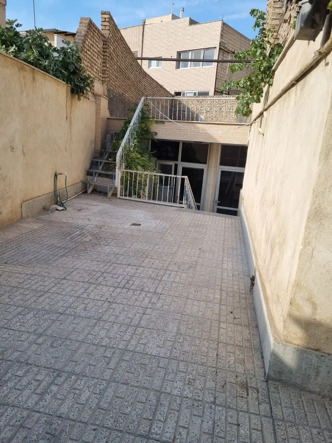 منزل دربست|اجارهٔ خانه و ویلا|اصفهان, منتظرالمهدی|دیوار