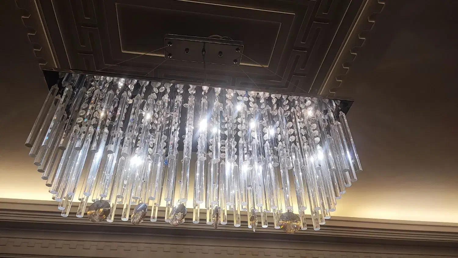 لوستر مدرن کنترلی با دو دیواری ست|لوستر و چراغ آویز|تهران, شهرک آزادی|دیوار