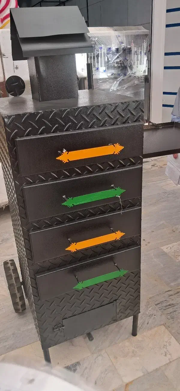 فر ذرت و بلال تنوری|کافیشاپ و رستوران|ساری, |دیوار