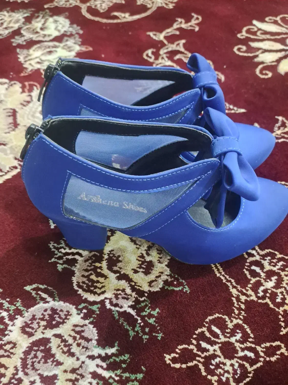 کفش مجلسی|کیف، کفش، کمربند|قم, شهر قائم|دیوار