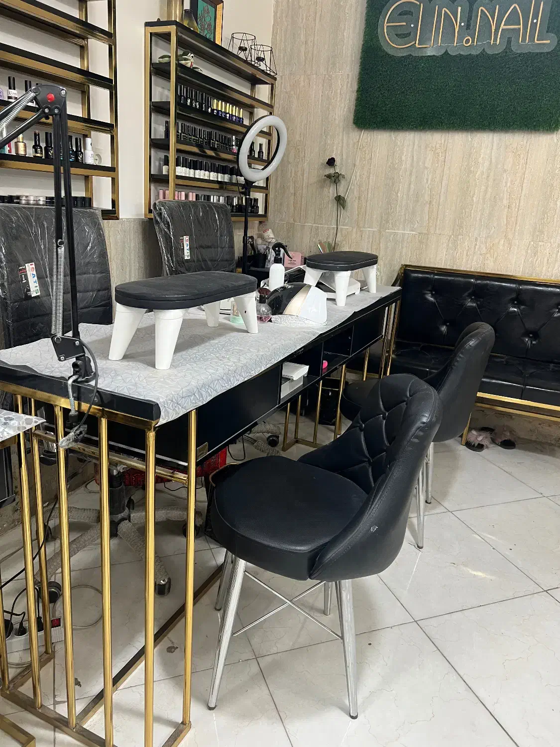 فروش لوازم ارایشگاهی رنگ مشکی کلا۲۵میلیون|آرایشگاه و سالنهای زیبایی|ورامین, ورامین|دیوار