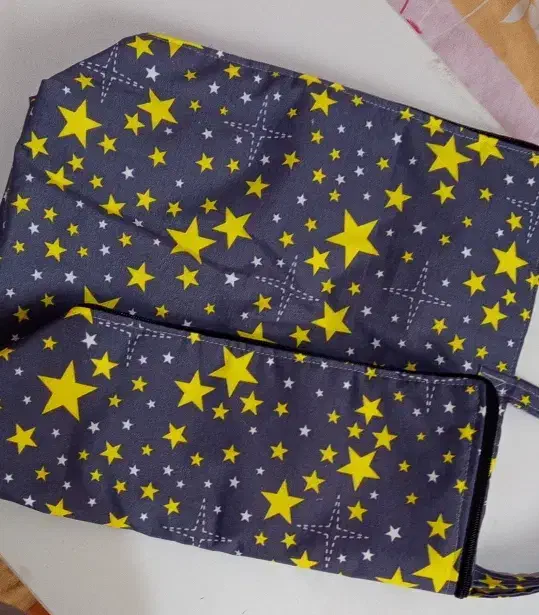 بقچه ی جا نانی و کیف خرید نان ساک خرید نان جانونی|سفره، حوله، دستمال آشپزخانه|شیراز, سلطان آباد|دیوار