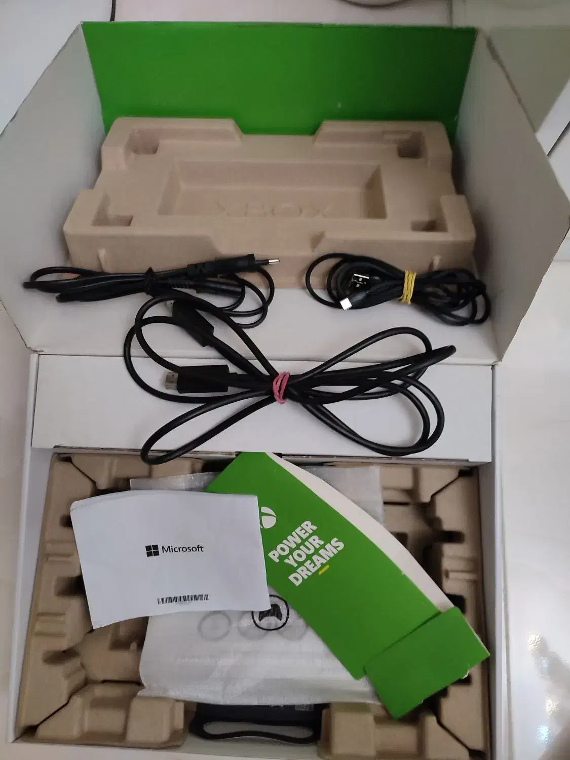 Xbox series s  تمیز و سالم|کنسول، بازی ویدئویی و آنلاین|تهران, امام حسین|دیوار