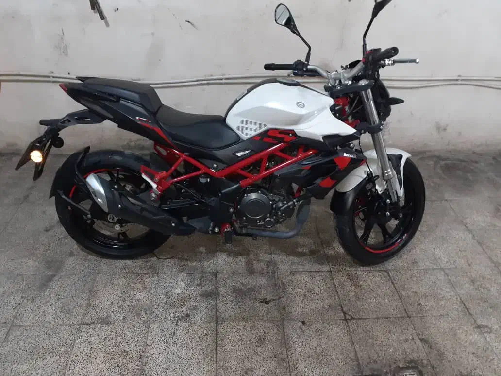 بنلی ۲۵۰|موتورسیکلت|صباشهر, |دیوار