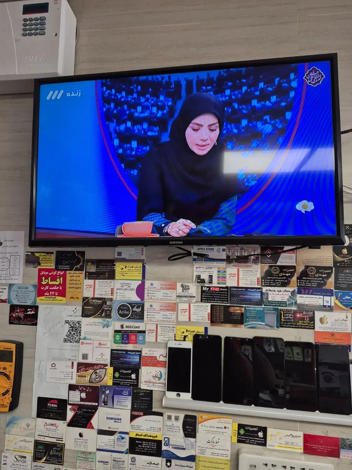 تلویزیون ال ای دی سامسونگ ۳۲ اینچ در حد آک|تلویزیون و پروژکتور|تهران, خاوران|دیوار