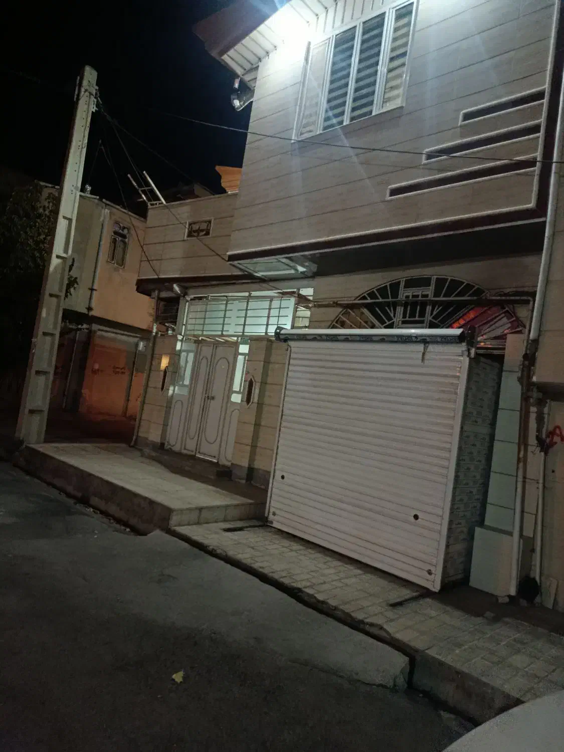 فروش ملک دوطبقه تجاری مسکونی 180متر|فروش خانه و ویلا|اسلامآباد غرب, |دیوار