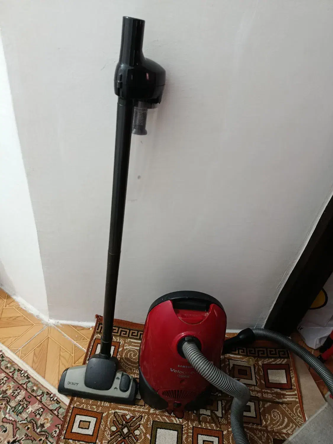 جارو برقی سالم تمیز|جاروبرقی، جارو شارژی، بخارشو|بندر انزلی, کلیور|دیوار