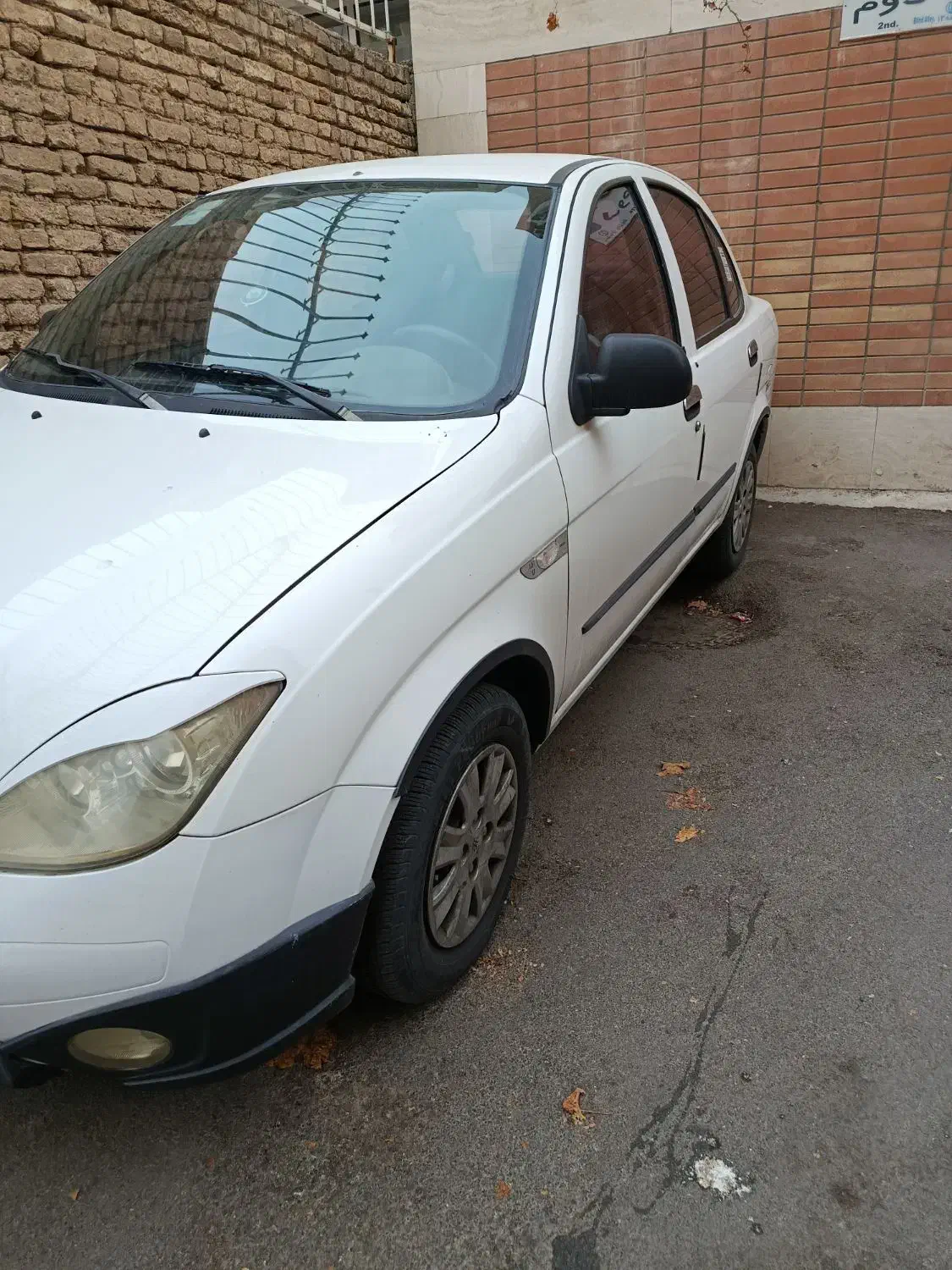 تیبا یک سفید95|خودرو سواری و وانت|اصفهان, محمودیه|دیوار