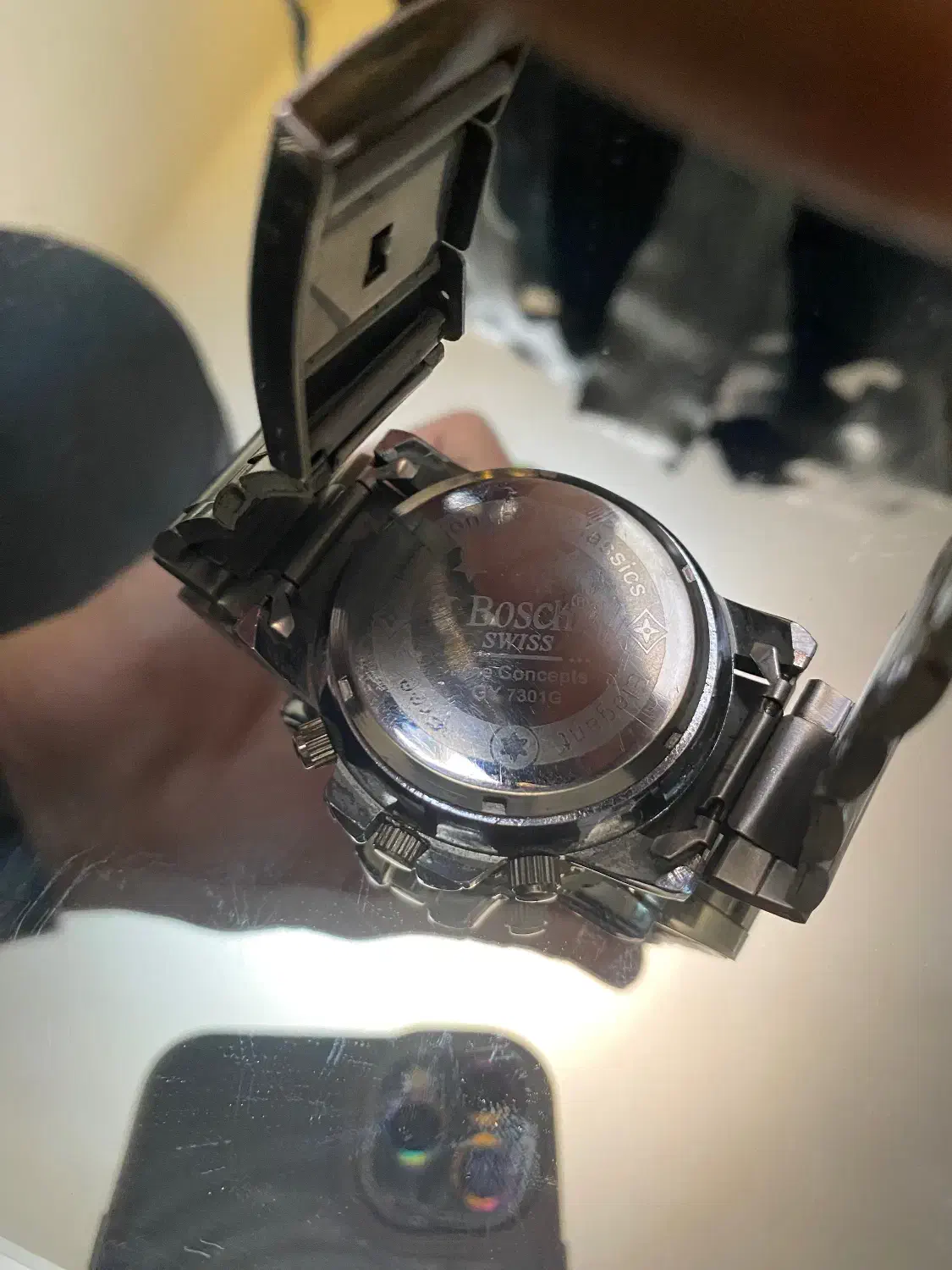 ساعت|ساعت|اندیشه, اندیشه فاز ۲|دیوار