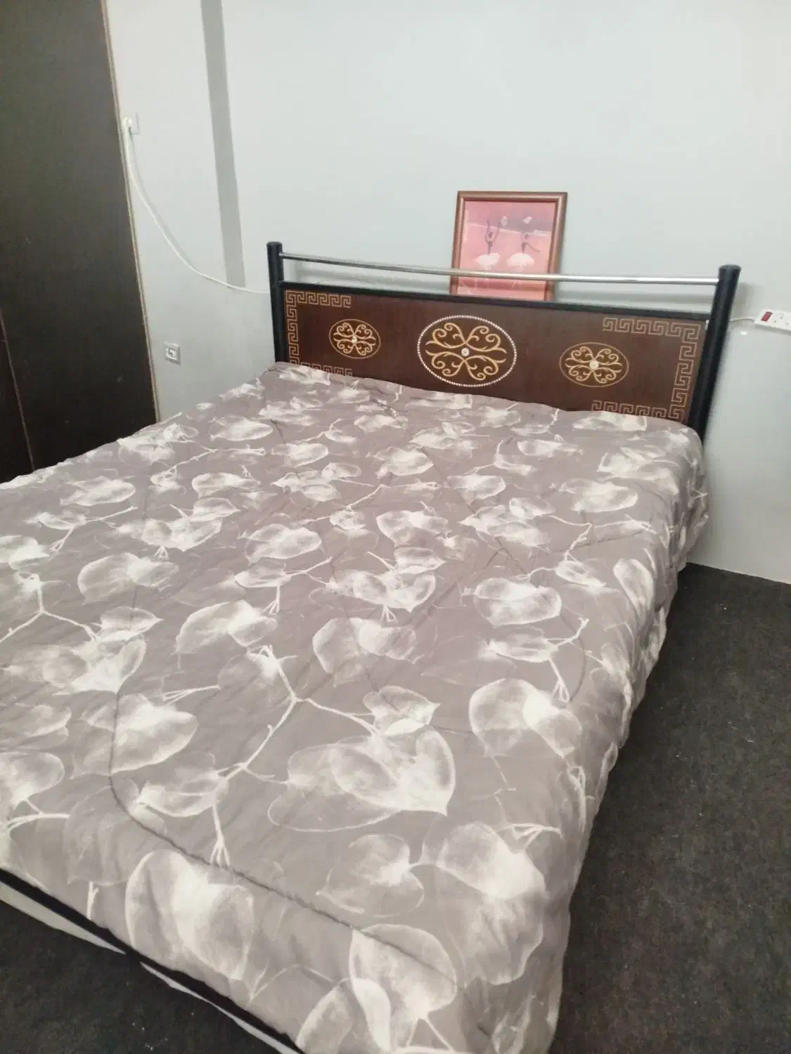تخت دونفره|تشک تختخواب|بروجرد, |دیوار