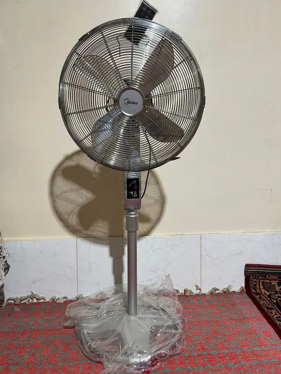 پنکه مارک میدیا|پنکه و تصفیه‌کنندهٔ هوا|اصفهان, باتون|دیوار