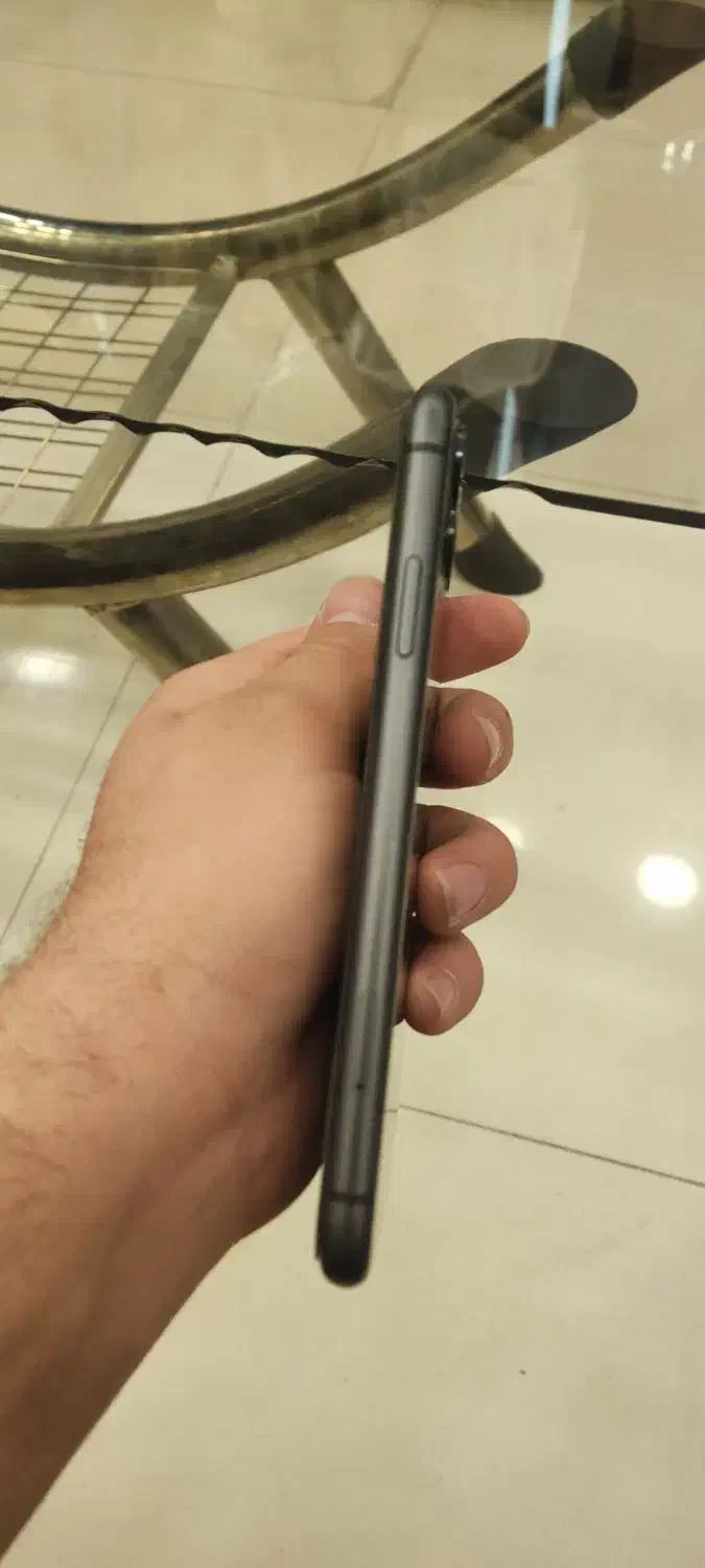 گوشی آیفون 11نرمال|موبایل|شیراز, شاه قلی بیگی|دیوار