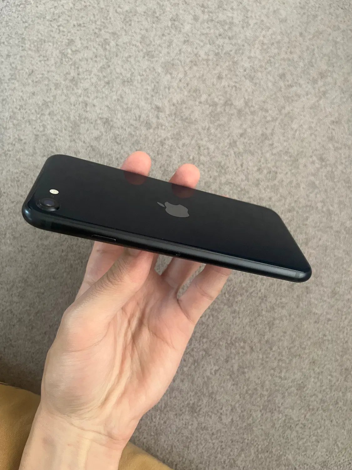 Iphone SE|موبایل|خرم‌آباد (تنکابن), |دیوار