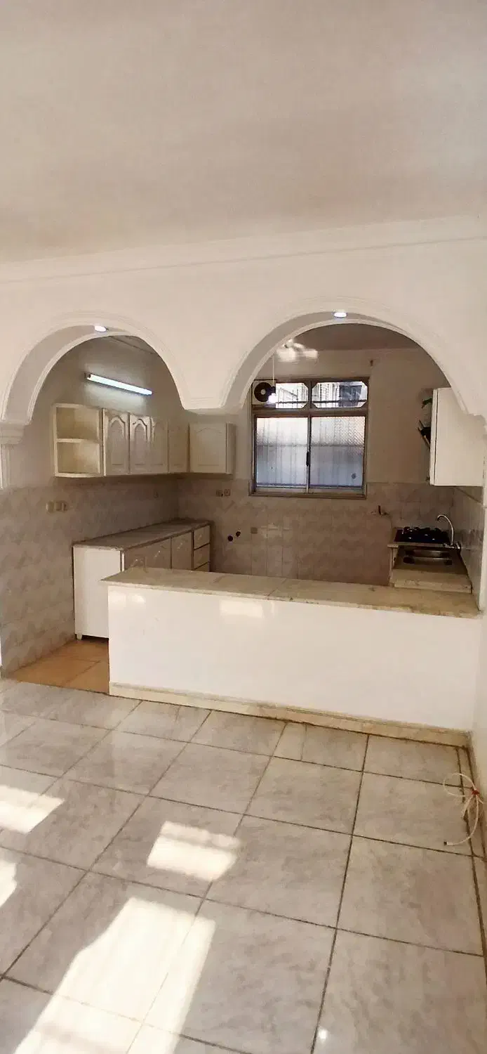 اجاره ویلایی دوبلکس با پارکینگ/طالقانی|اجارهٔ خانه و ویلا|لاهیجان, طالقانی|دیوار