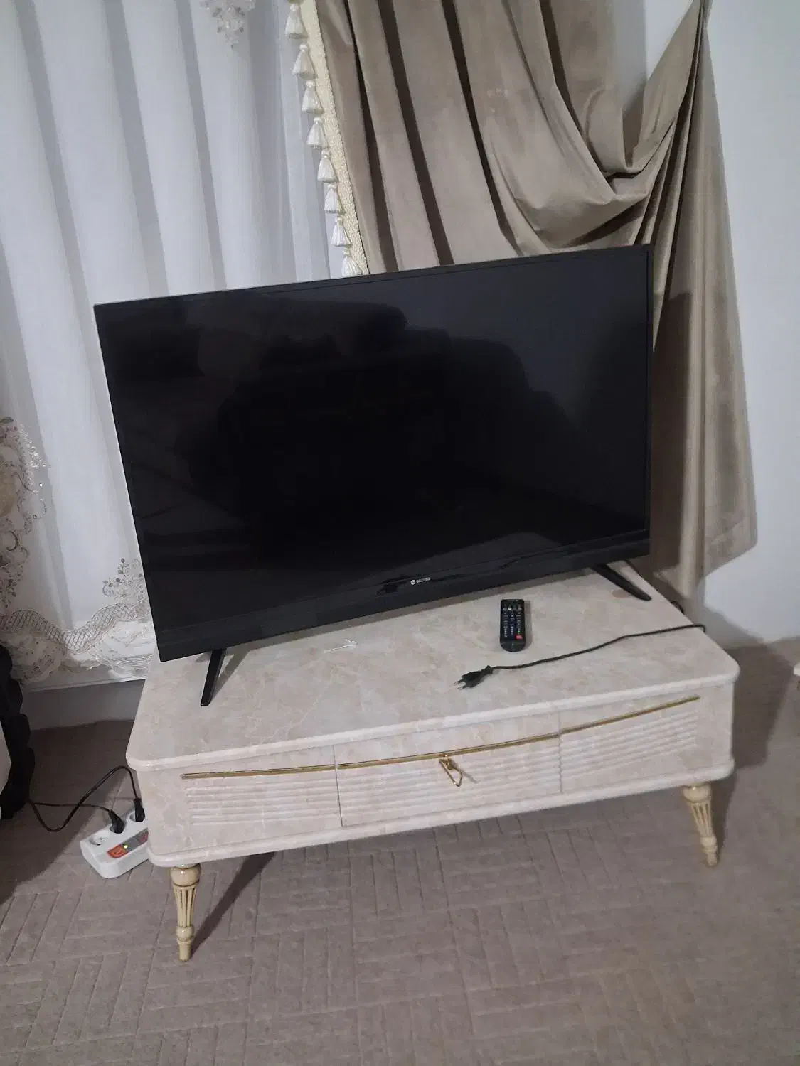 تلوزیون  اسنوا ۴۳|تلویزیون و پروژکتور|اردبیل, |دیوار