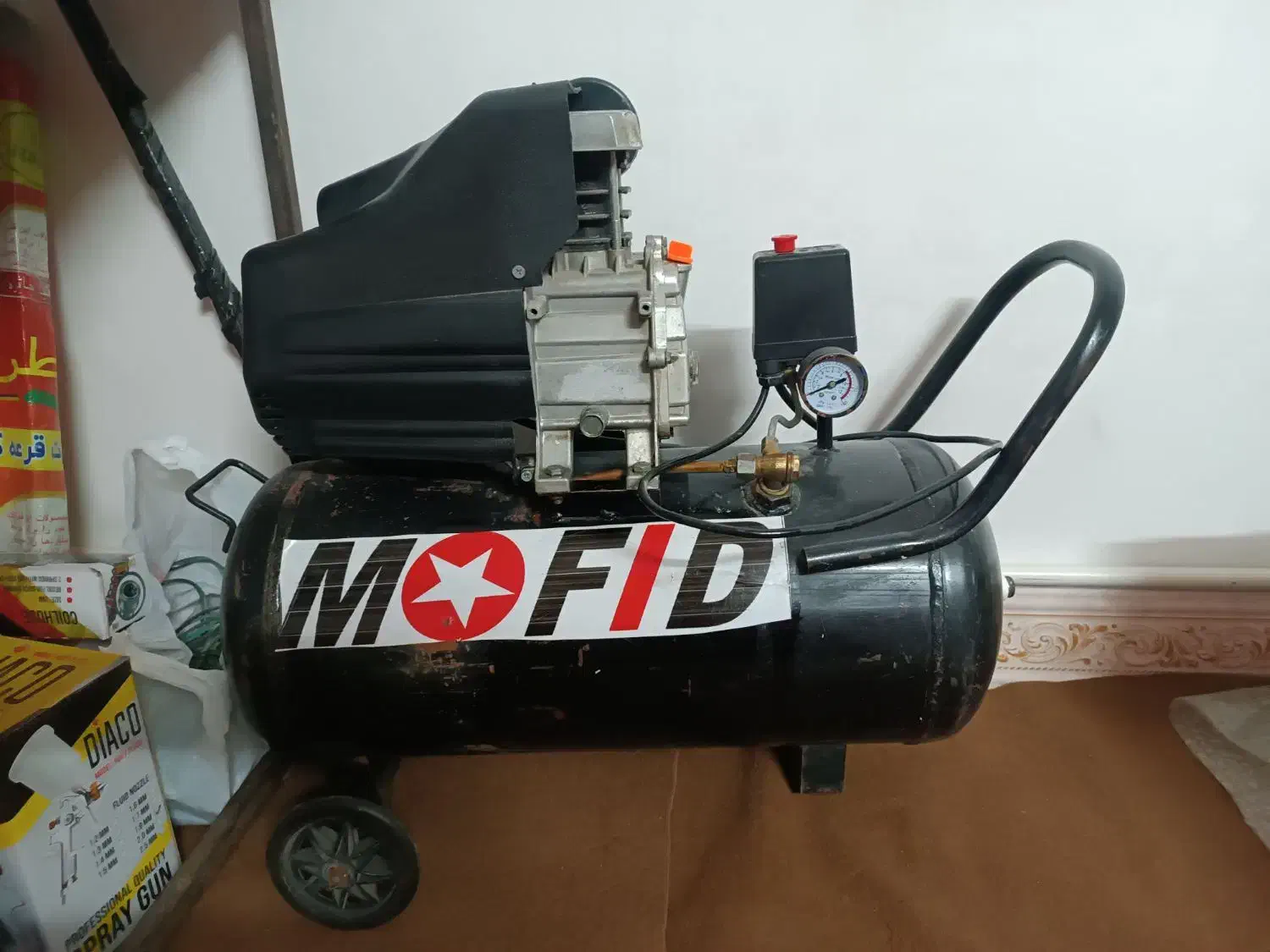 کمپرسور باد ۵۰لیتری مفید|ابزارآلات|اسلامشهر, شهرک امام حسین (میان آباد)|دیوار