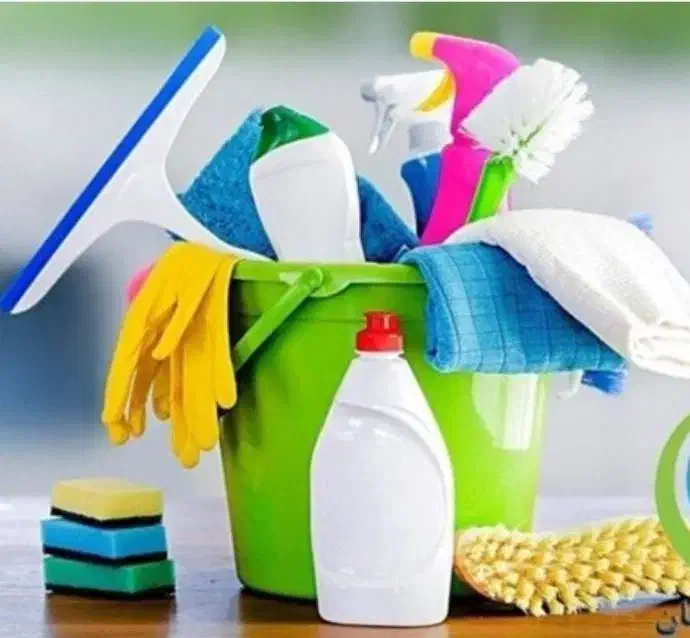 نظافتچی حرفه‌ای منزل با ۱۰ سال سابقه|خدمات نظافت|تهران, آهنگ|دیوار