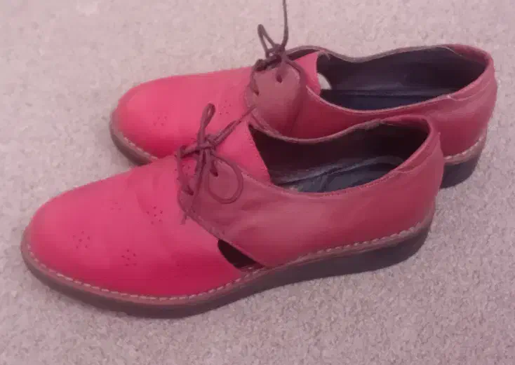 کفش چرم|کیف، کفش، کمربند|فولادشهر, مسکن مهر فولادشهر|دیوار