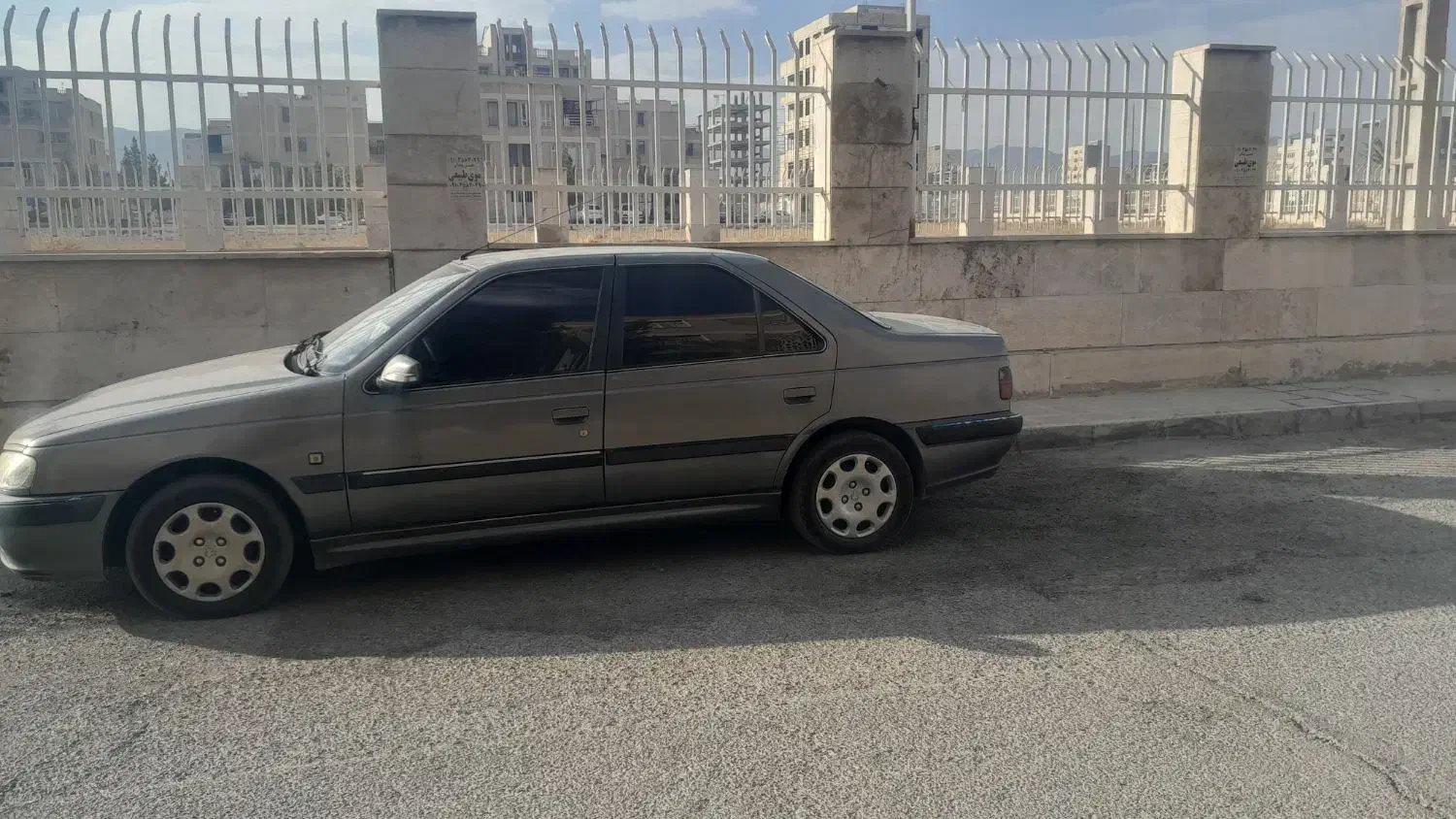 پارس ۱۳۹۳ بسیار سالم|خودرو سواری و وانت|اشتهارد, |دیوار