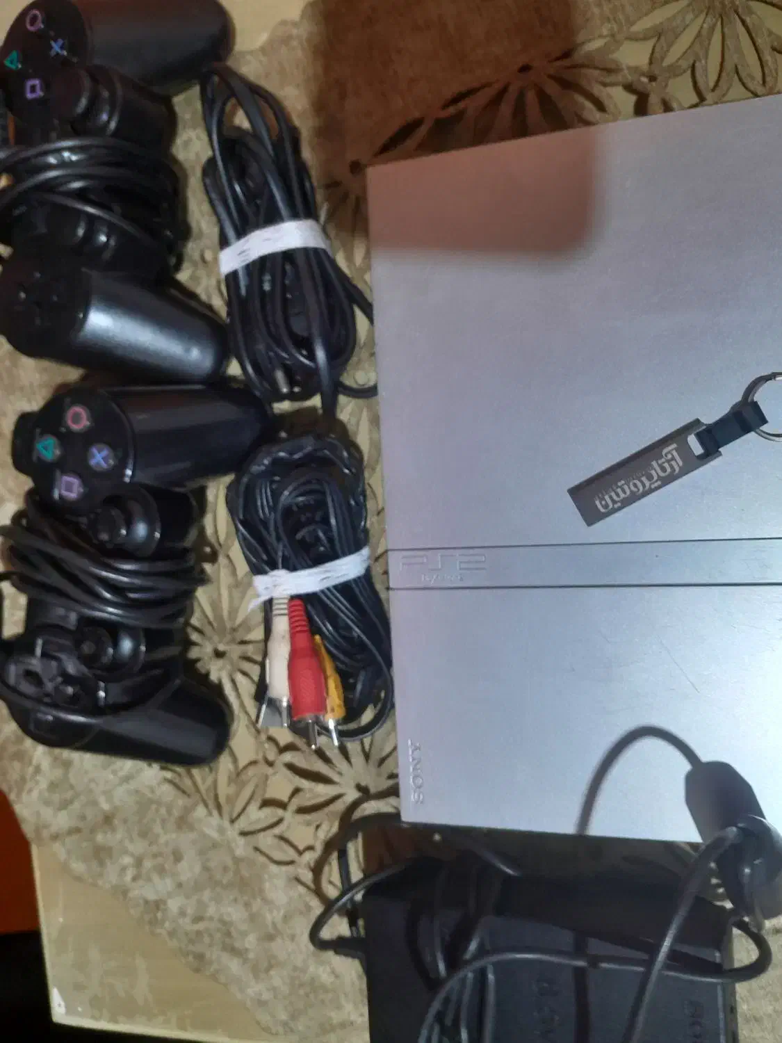 سونی ۲ فلش خور ای سی سالم با دوعدد دسته|کنسول، بازی ویدئویی و آنلاین|اردبیل, |دیوار