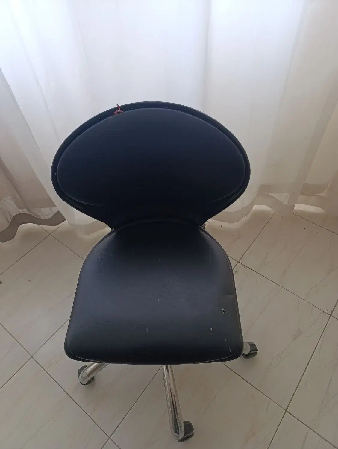 صندلی آرایشگاه|آرایشگاه و سالن‌های زیبایی|بیرجند, |دیوار