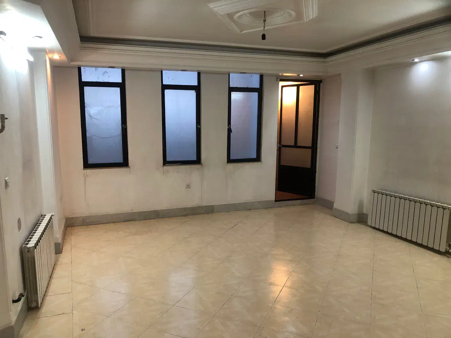 اجاره اپارتمان ۹۸ متری مطهری ۲۲|اجارهٔ آپارتمان|ساوه, |دیوار