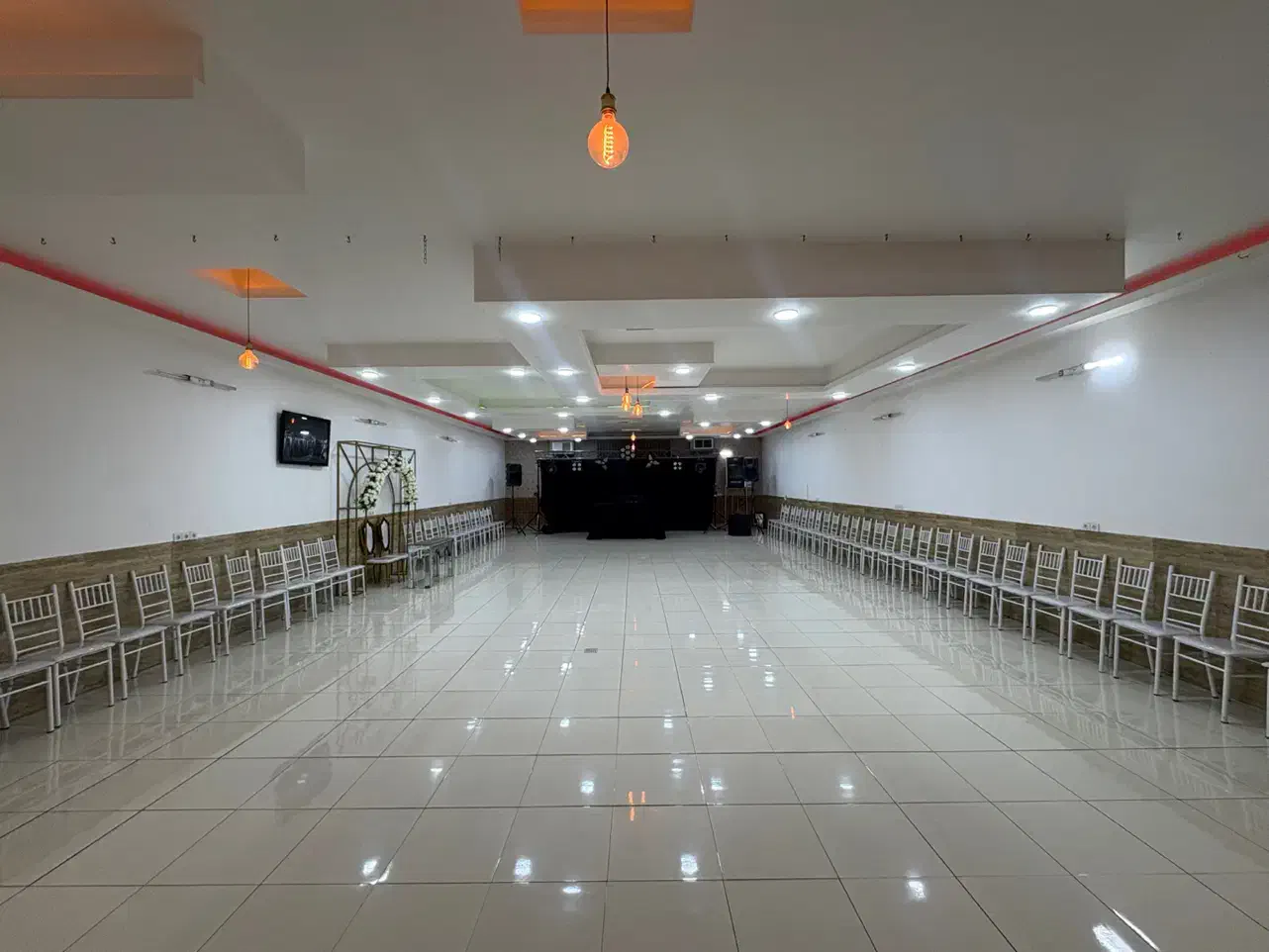 باغ جهت برگزاری مراسمات|خدمات پذیرایی، مراسم|کرمان, |دیوار