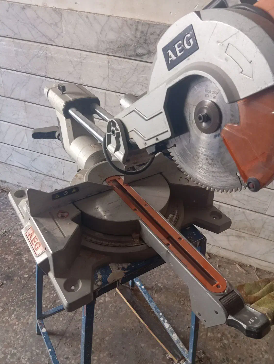 اره فارسی بر|ابزارآلات|خمینیشهر, |دیوار