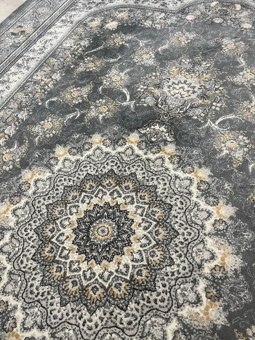 یک تخته فرش نو نو|فرش|شیراز, تلخ داش|دیوار