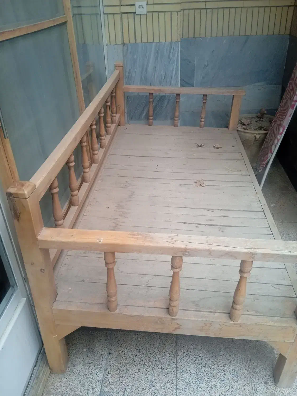 تخت چوبی|تخت و سرویس خواب|اصفهان, کوجان|دیوار