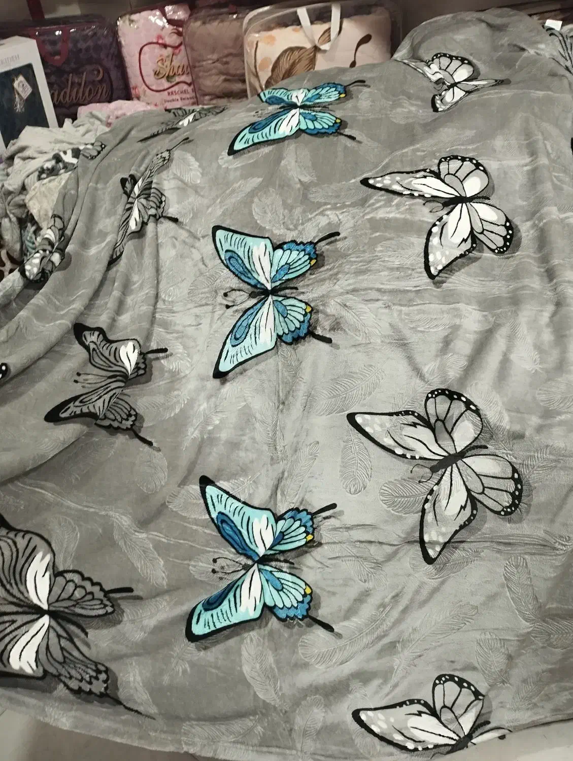 پتو ژله ای گل برجسته لیزری|رختخواب، بالش، پتو|گلستان (تهران), |دیوار