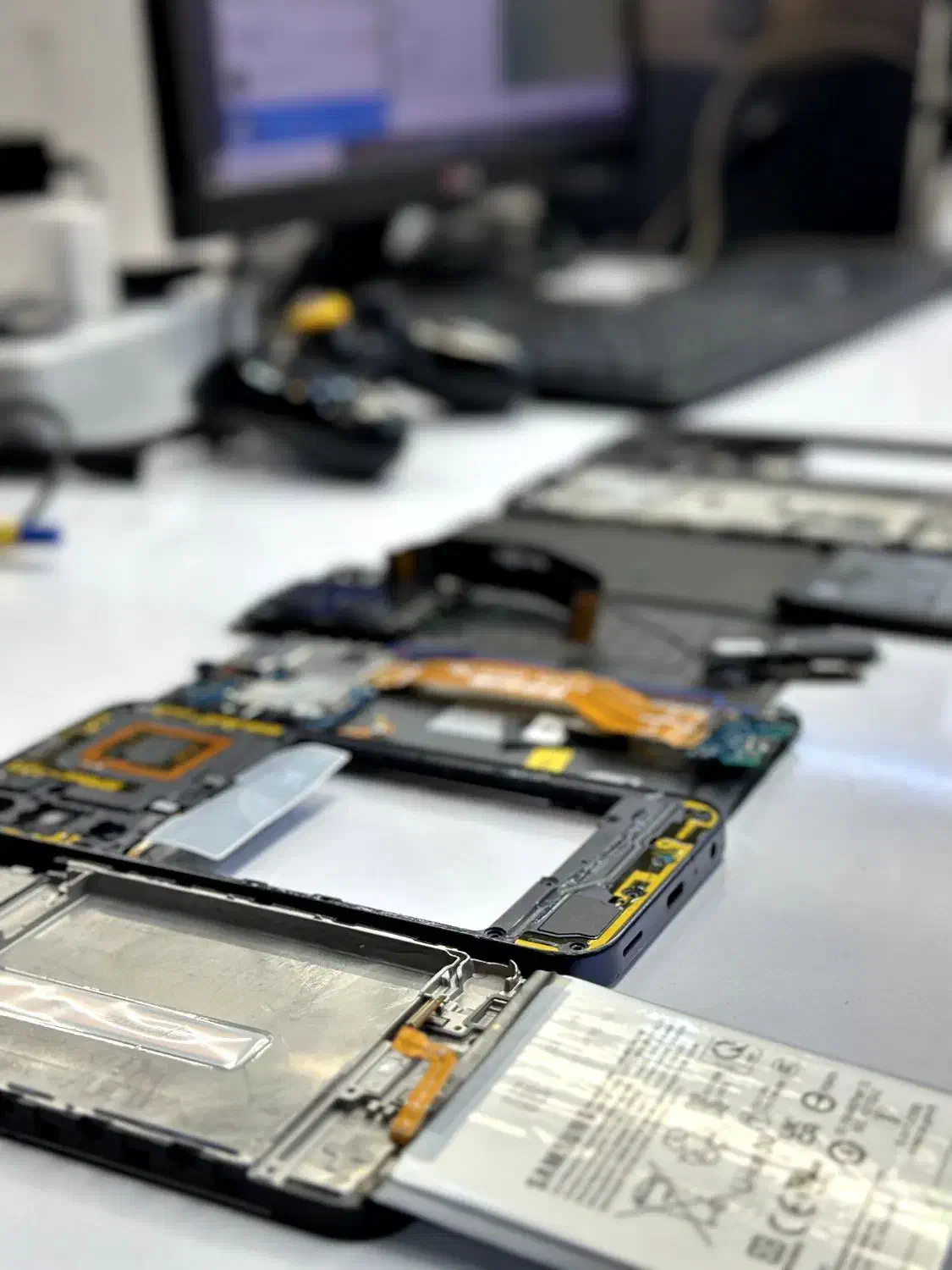 تعمیرات تخصصیه آیفون|خدمات رایانهای و موبایل|اهواز, زیتون کارمندی|دیوار