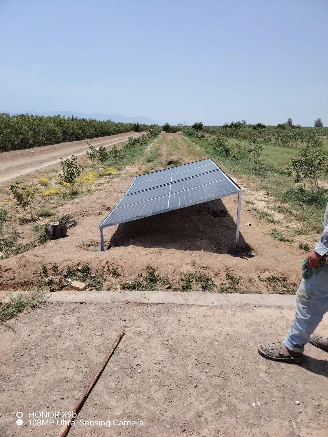 دوربین مداربسته * برق خورشیدی|دوربین مداربسته|ابرکوه, |دیوار