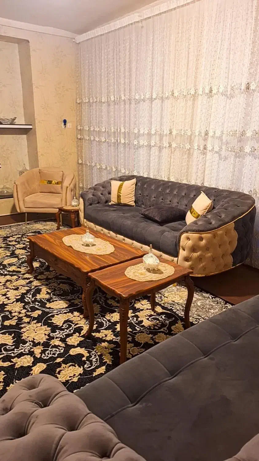 مبلمان شیک و در حد نو|مبلمان خانگی و میز عسلی|خوی, |دیوار