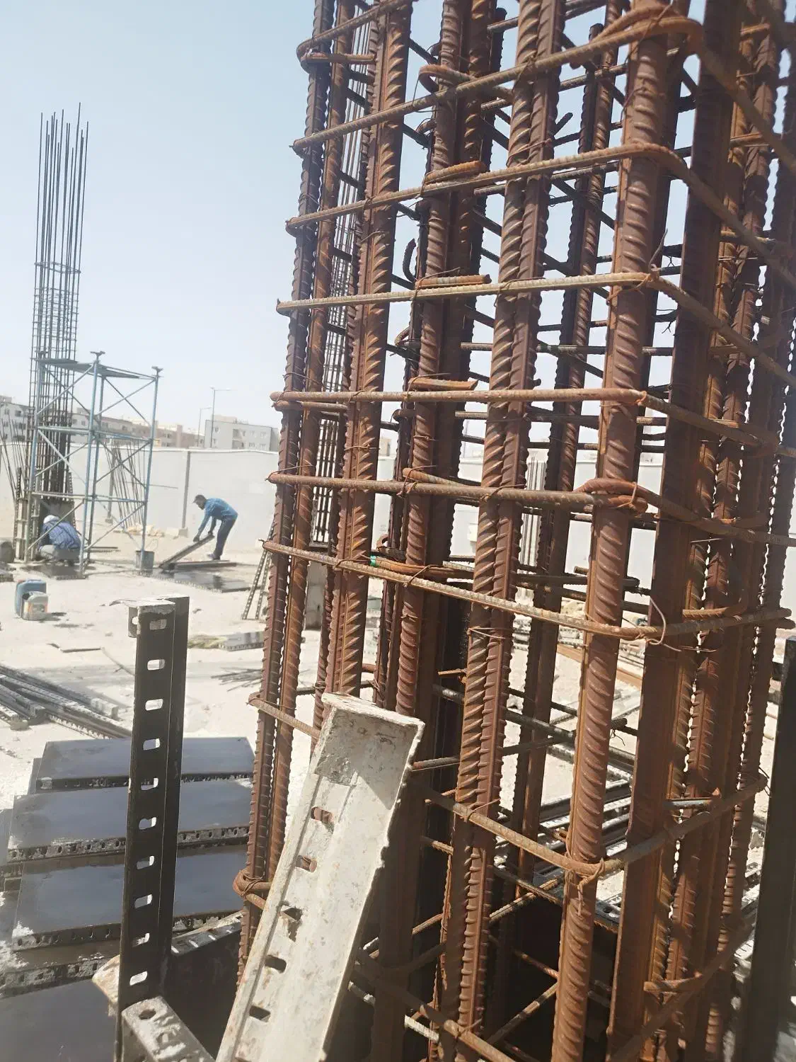 قالبند ارموتوربند|استخدام معماری، عمران و ساختمانی|تهران, اراضی عباس آباد|دیوار