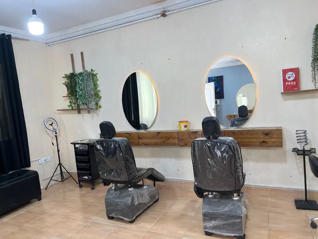 پرسنل سالن|استخدام درمانی، زیبایی، بهداشتی|سنندج, |دیوار