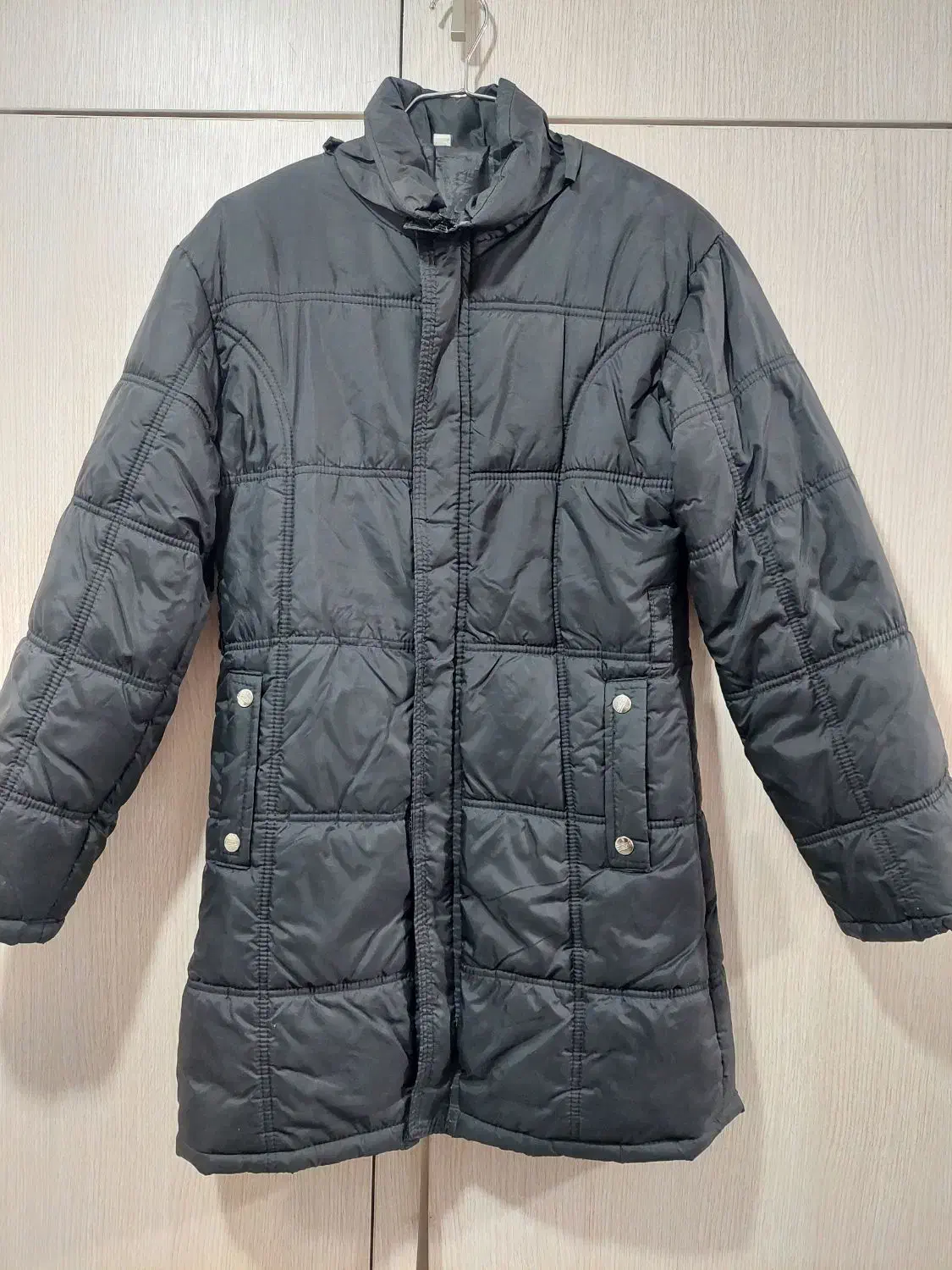 فروش کاپشن مردانه وپالتوزنانه|لباس|بهبهان, |دیوار