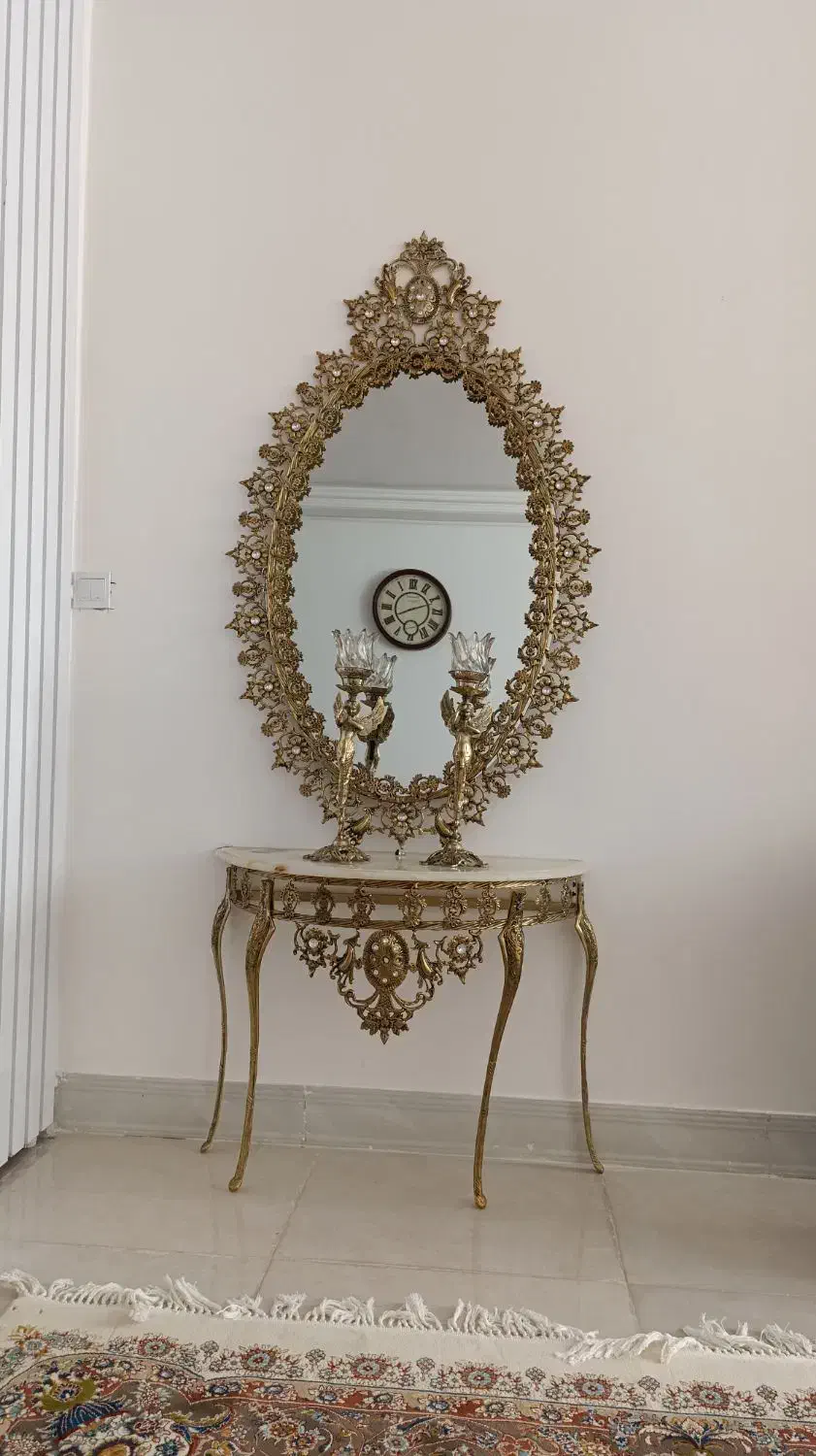 آینه برنز|آینه|کوهدشت, |دیوار