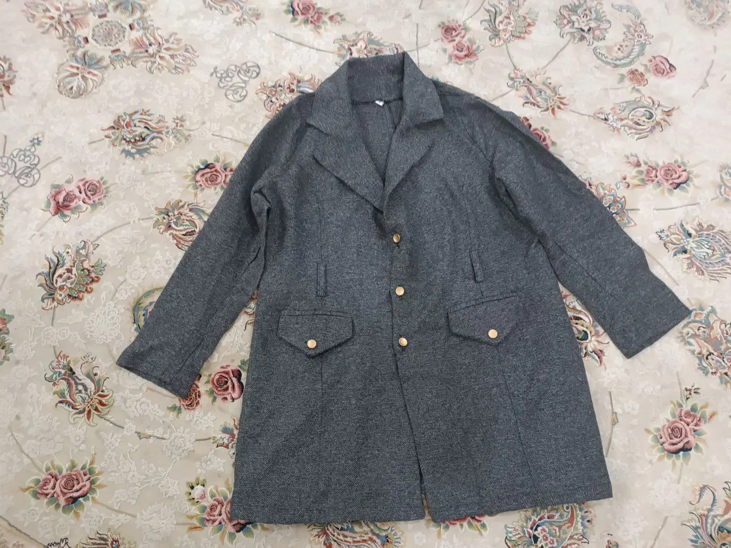 پالتو|لباس|اهواز, کوی باهنر|دیوار