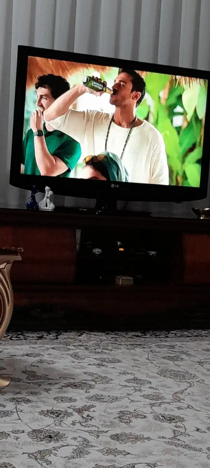 لوازم خانگی|تلویزیون و پروژکتور|نیشابور, شهرک جانبازان|دیوار