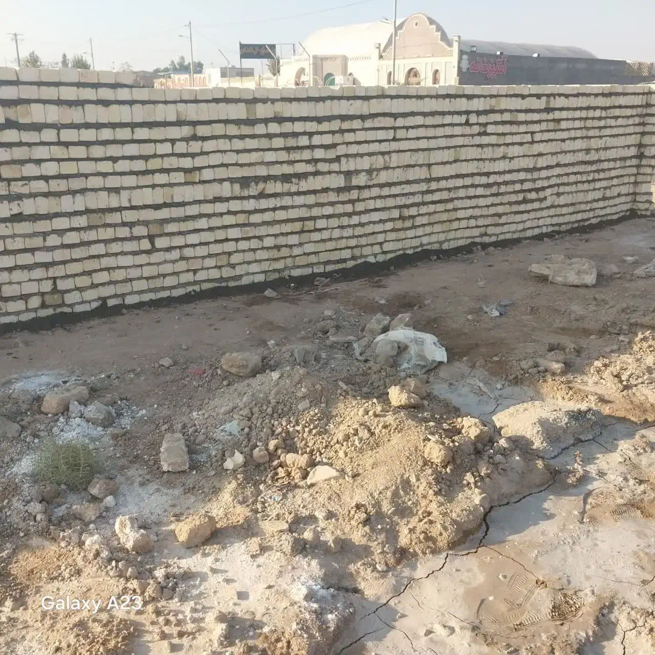 زمین سنددار بادیوارکشی دونبش|فروش زمین و ملک کلنگی|کاشان, شهرک صنعتی راوند|دیوار