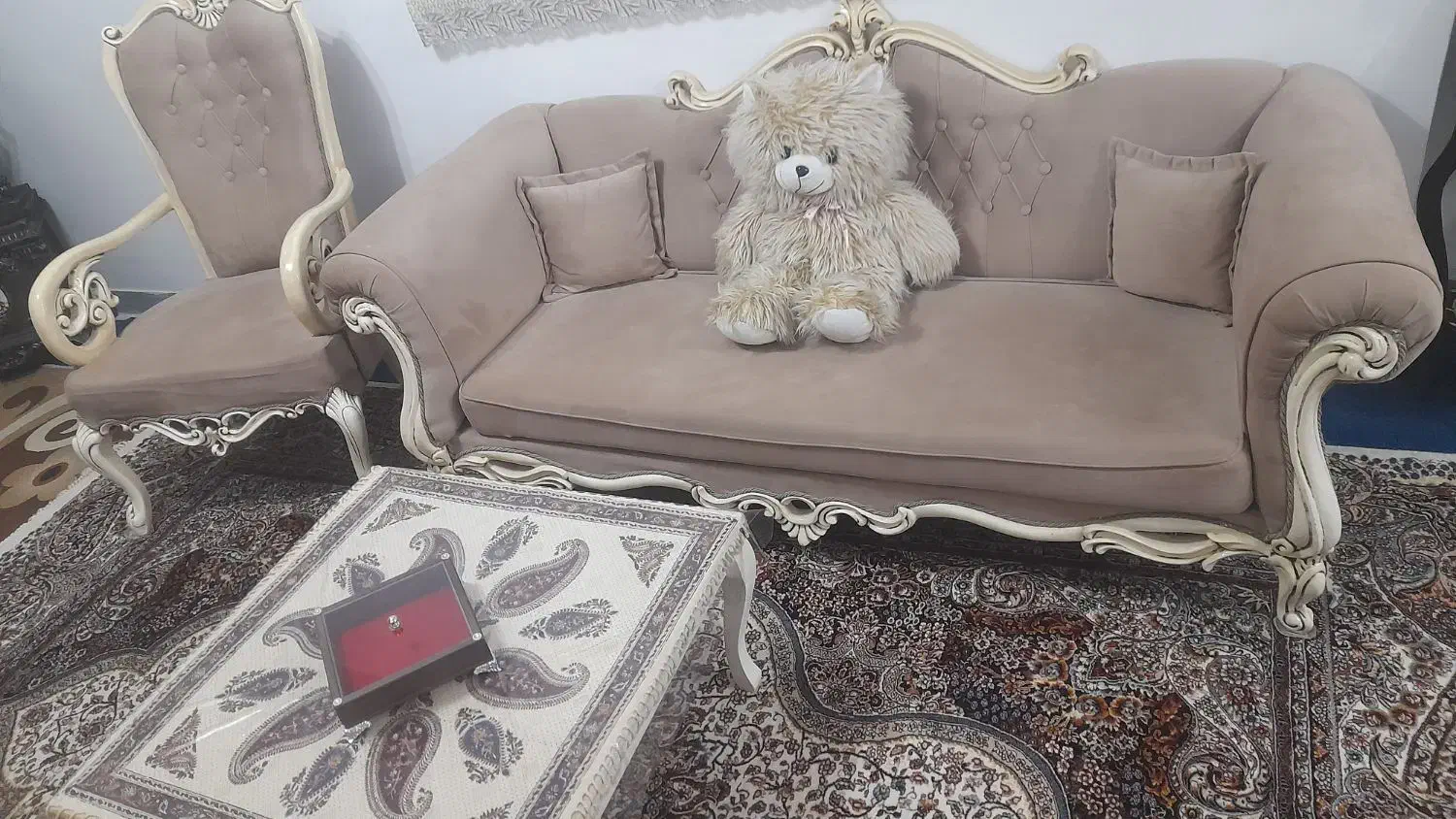 مبلمان ۷نفره در حد نو|مبلمان خانگی و میز عسلی|الیگودرز, |دیوار