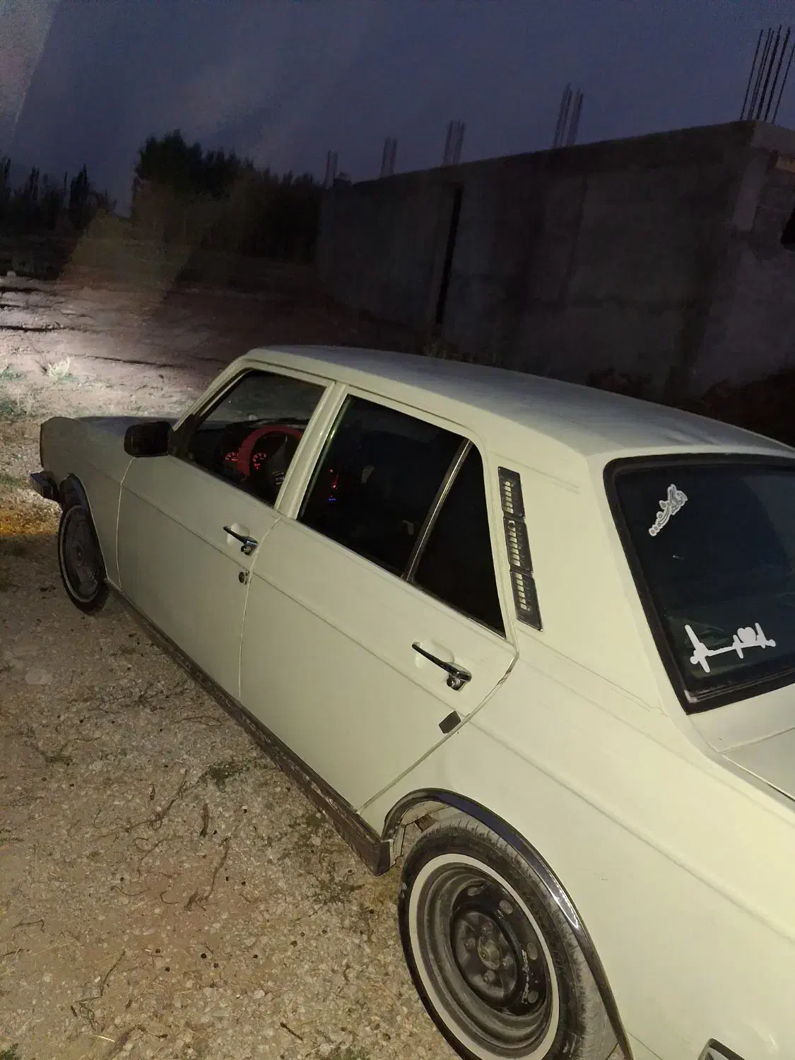 پیکان مد۸۳ بدون رنگ چندتالکه گیری شاسی سالم|خودرو سواری و وانت|کازرون, |دیوار