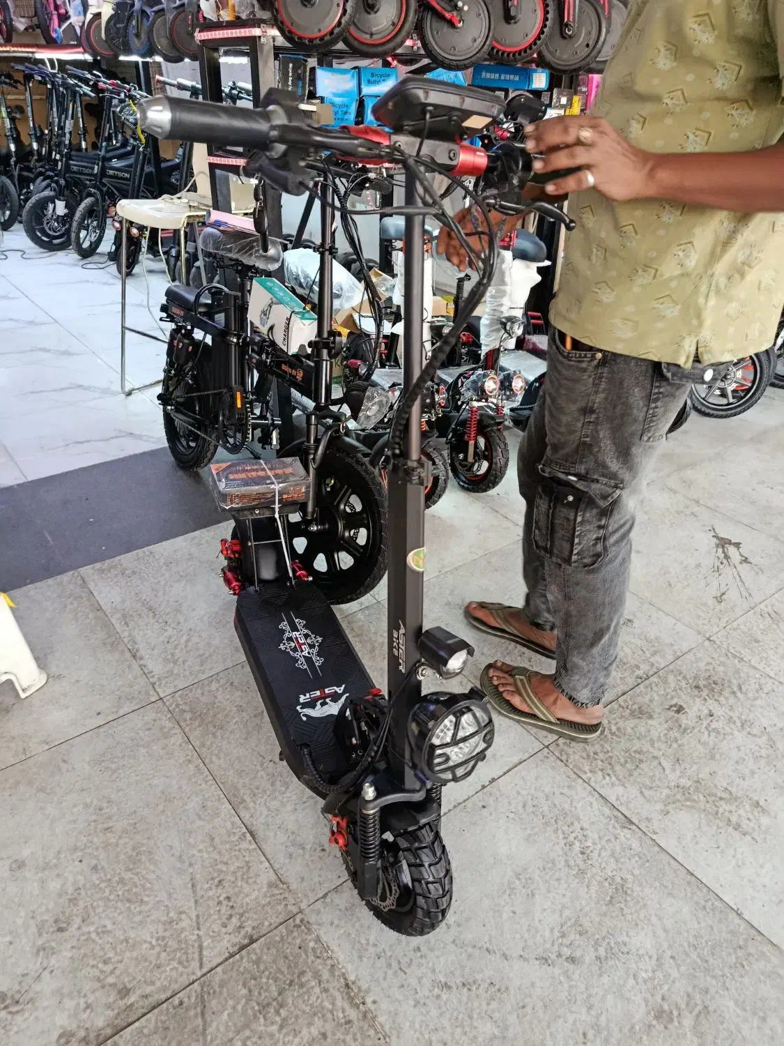 اسکوتر .انواع .|دوچرخه، اسکیت، اسکوتر|خرم‌آباد, |دیوار