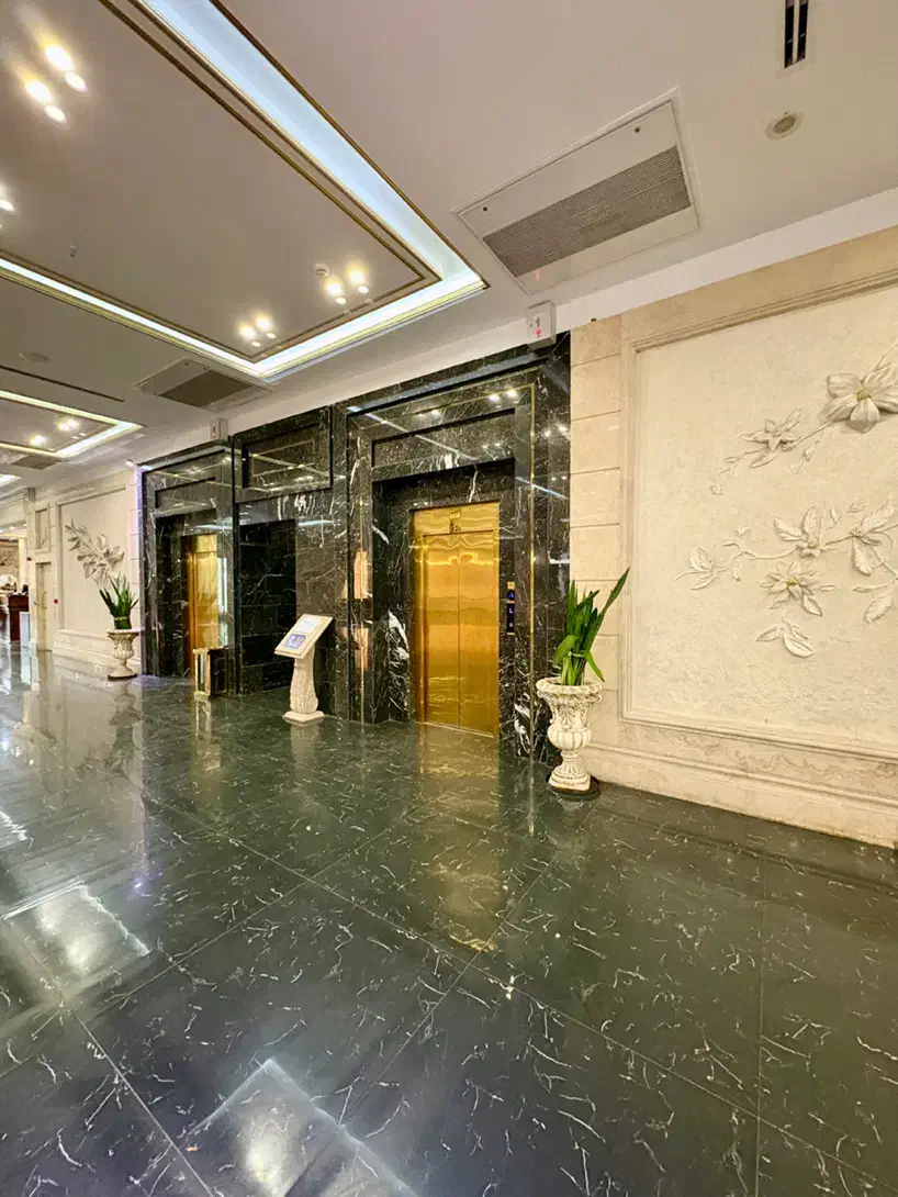 ۱۹۵متر/برج باغ/امکانات هتلینگ/تمدید سالانه/فوری