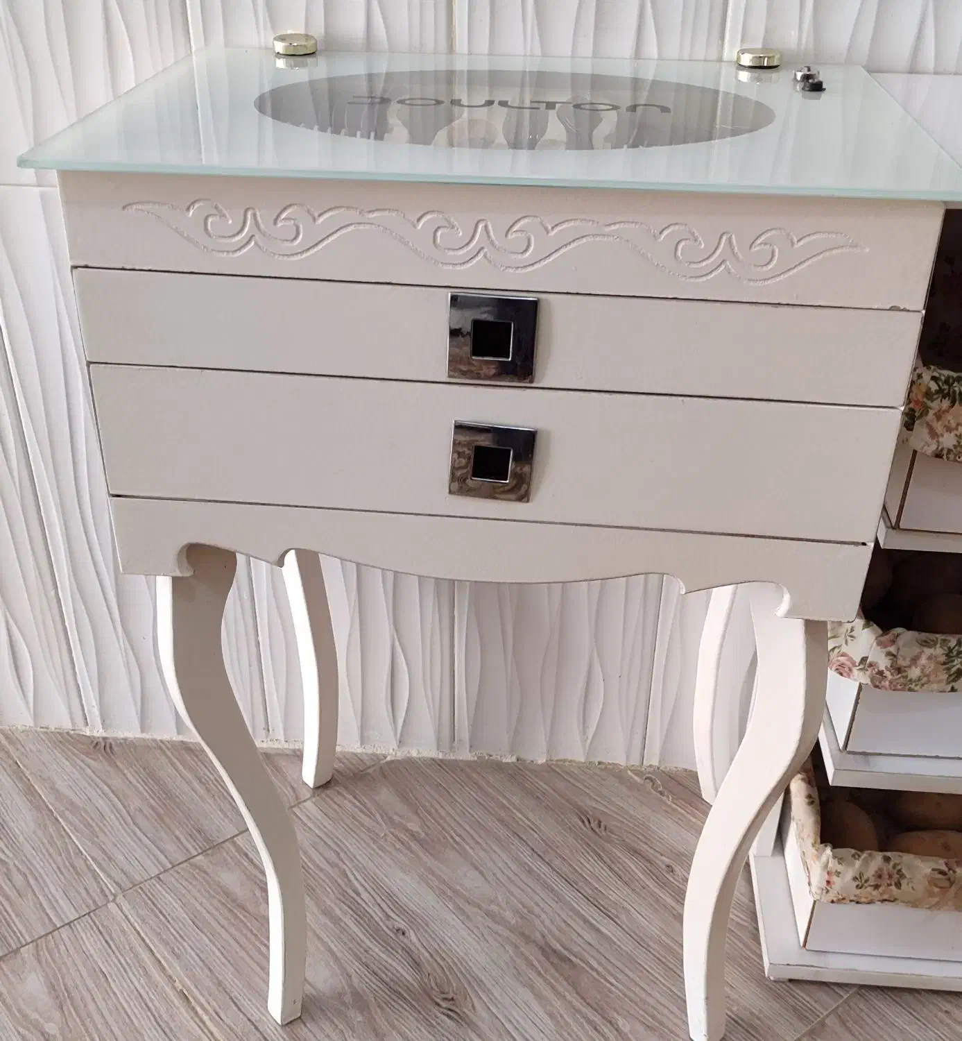 کنسول قاشق چنگال|بوفه، ویترین، کنسول|نیشابور, شهید بهشتی|دیوار