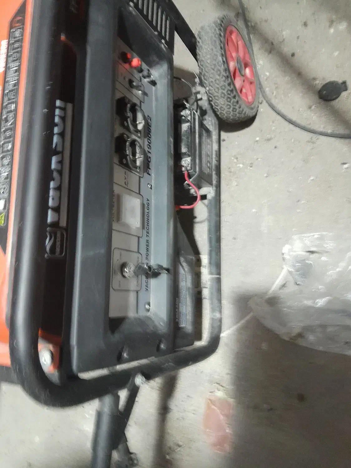 موتور برق ۸ونیم کیلو وات مارک واکسون|ماشینآلات صنعتی|مرند, |دیوار