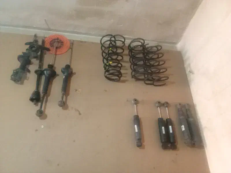 اوراقی و استوک فروشی قطعات جلوبندی وکمک فنر|قطعات یدکی و لوازم جانبی|بروجرد, |دیوار