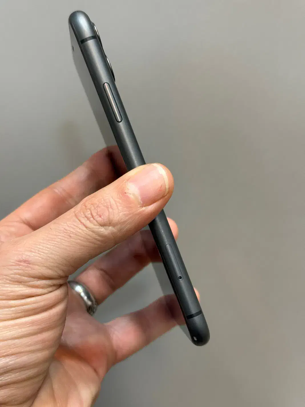 ایفون ۱۱ نرمال مشکی|موبایل|کرج, مهرویلا شمالی|دیوار