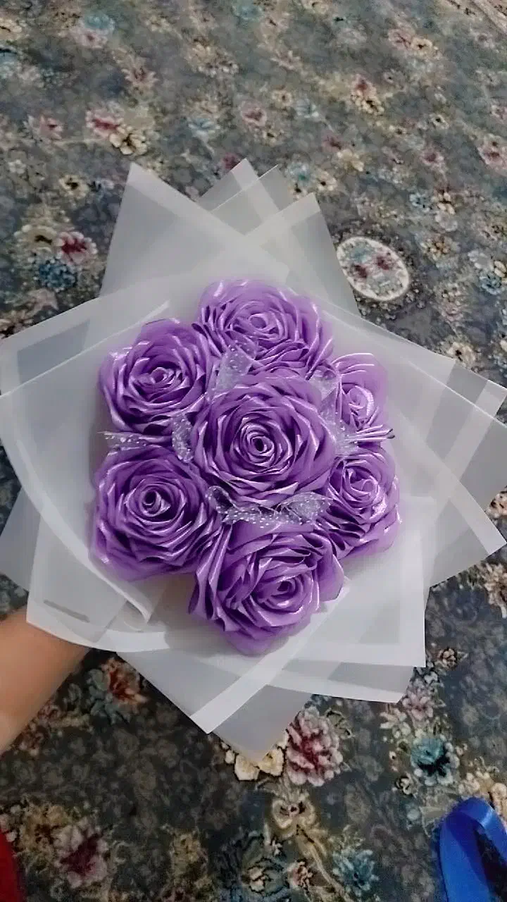 گل رز طلایی|گل مصنوعی|فرخ‌شهر, |دیوار